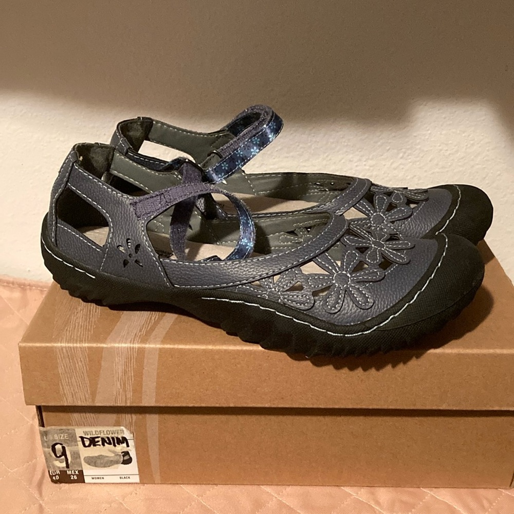 Jambu Women's Gray Mary Jane Shoes size 9